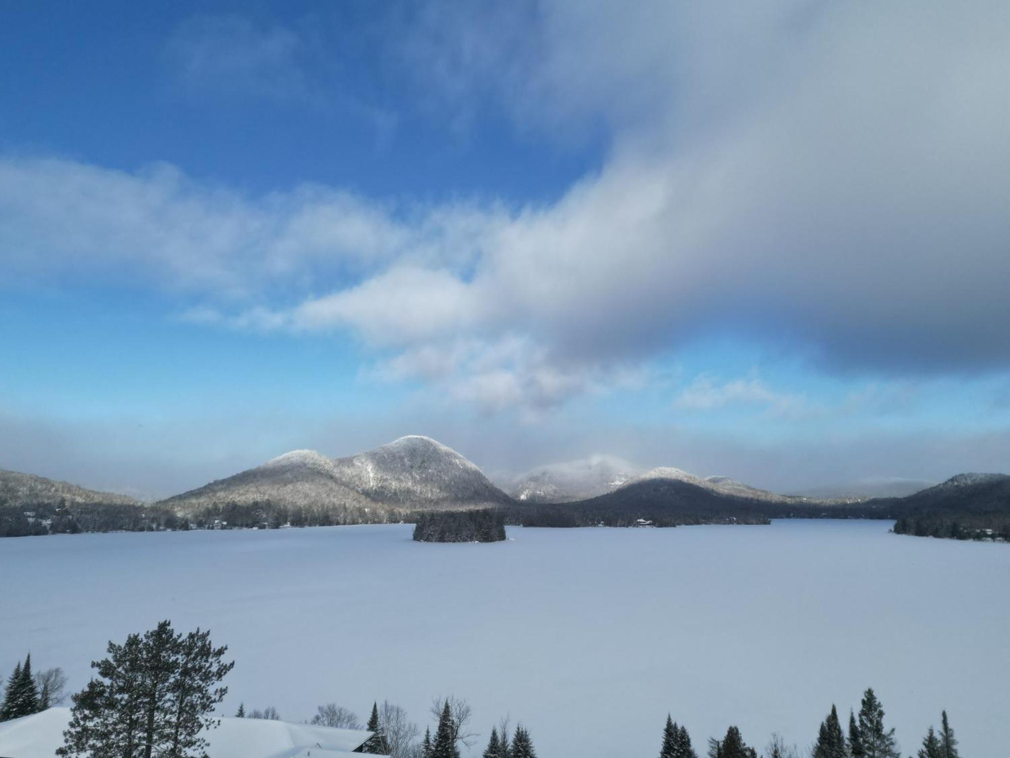 Apartmán Escapade Bonheur Lac-Superieur Exteriér fotografie